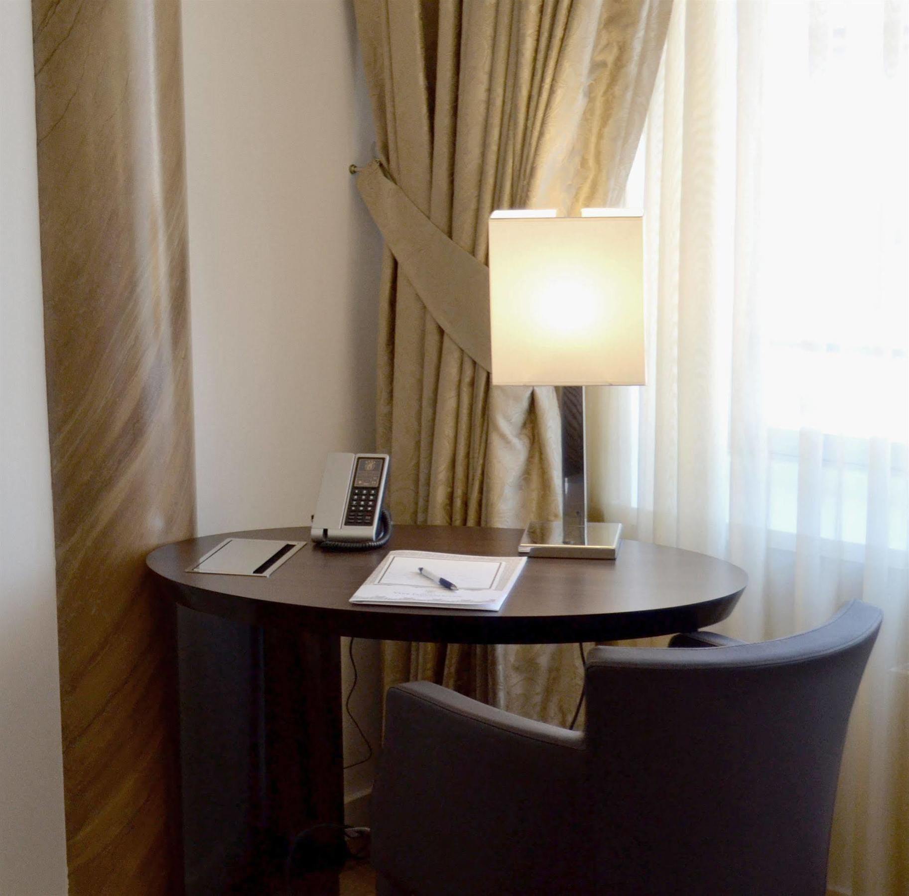 Hotel Vier Jahreszeiten Berlin City Экстерьер фото